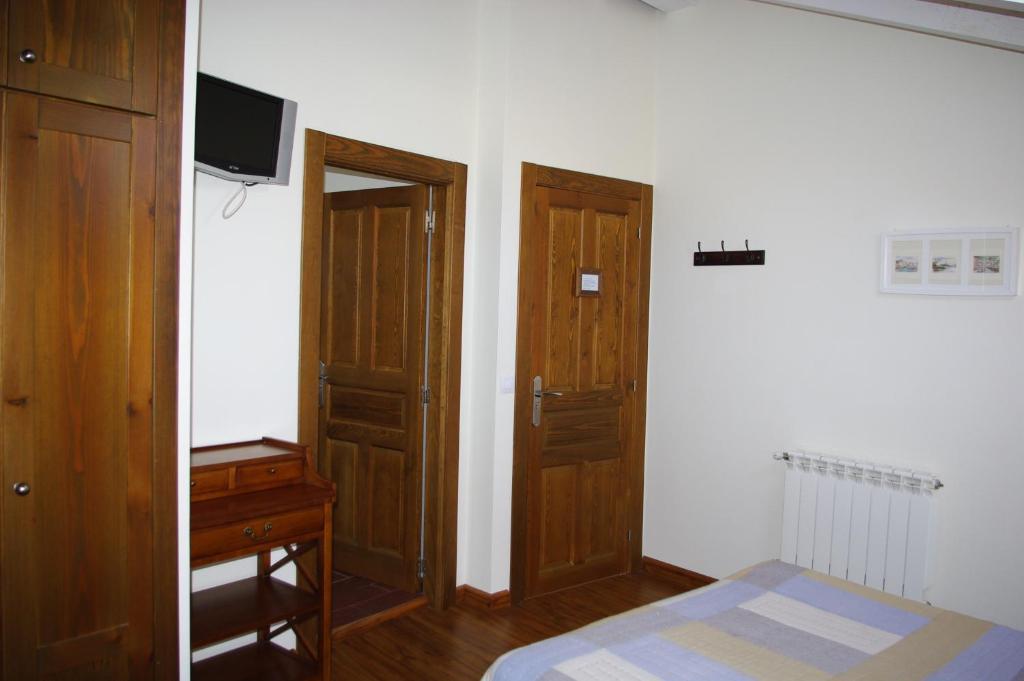 Pension Arbidel Ribadesella Exterior foto